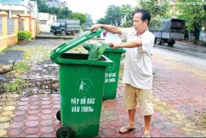 thùng rác công cộng