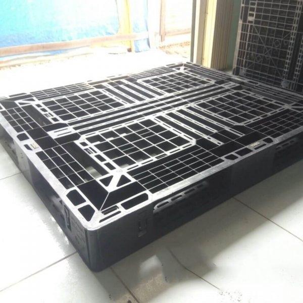 pallet nhựa 1100x1100x150mm